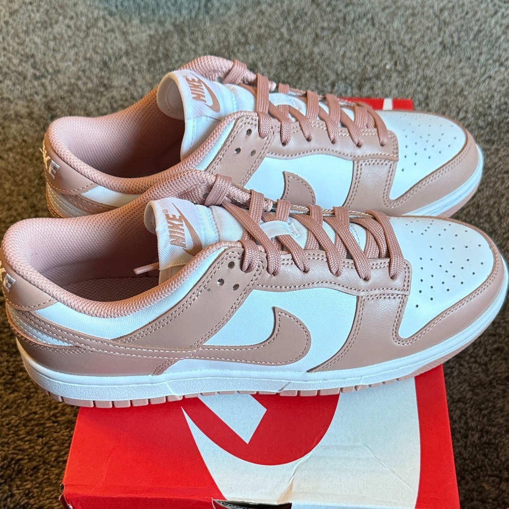 Nike Women's Dunk Low